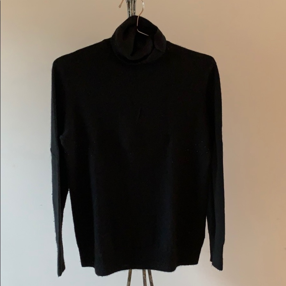 Equipment Oscar Turtleneck